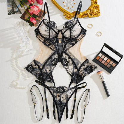 LunaVelora Nocturne Lace Set